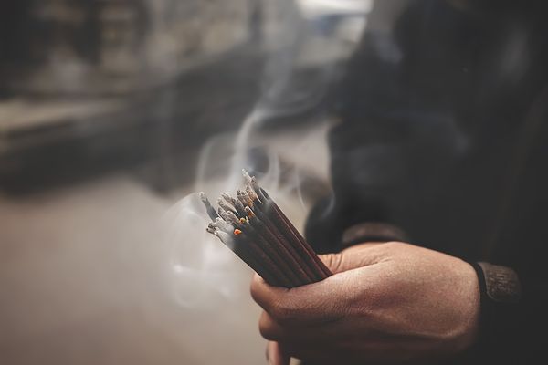 Jak rytuały mogą wpływać na Twoje osobiste finanse?